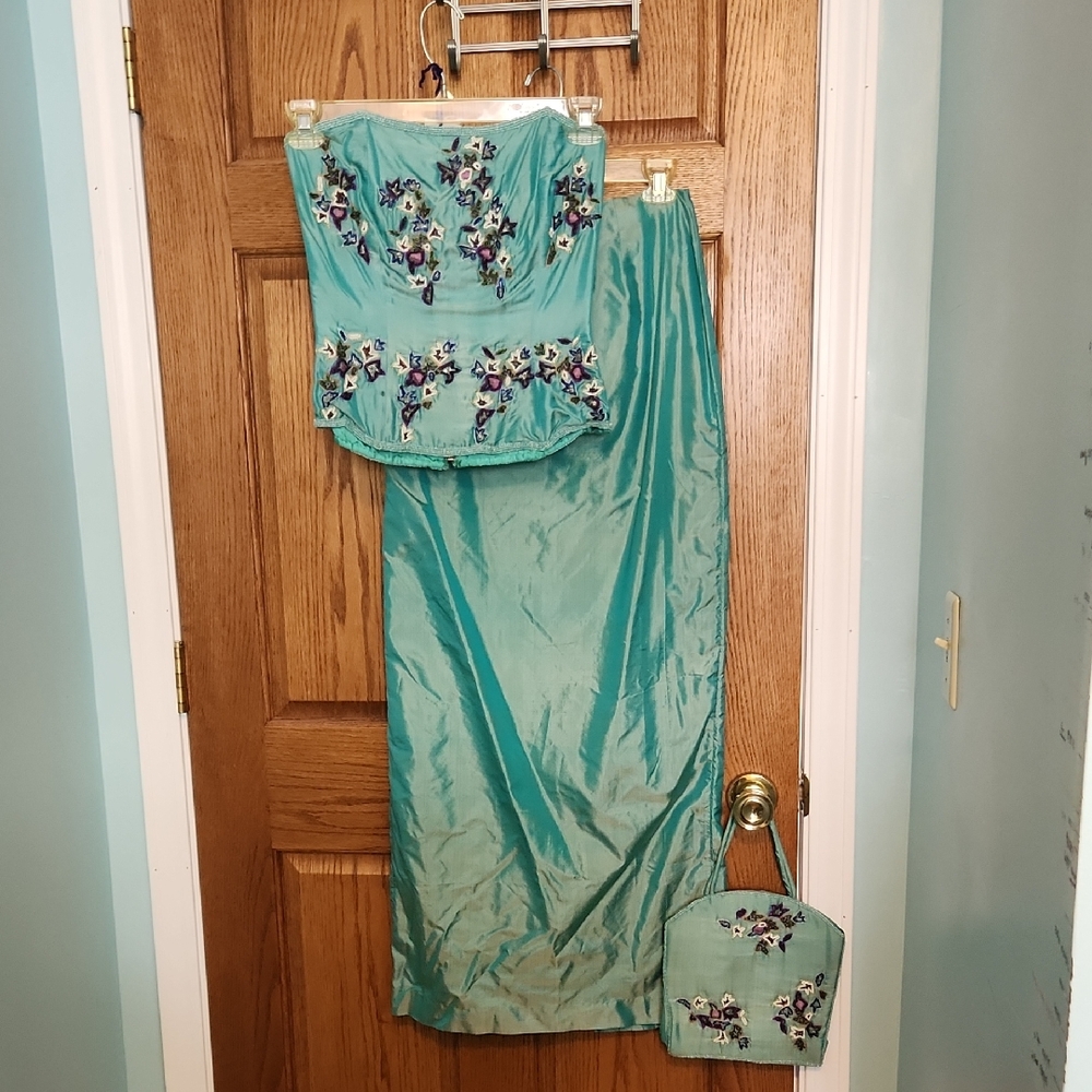 Unique Teal Floral Beaded Skirt Top And Matching Purse Set Beaded Embellished